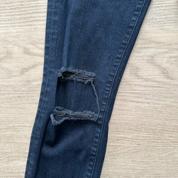 J BRAND SKINNY JEANS - Picture 2 of 6